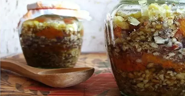 смес от ядки с мед за потентност